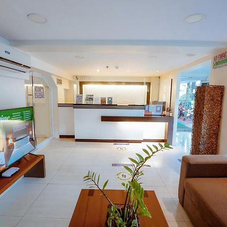 Emerald Boutique Hotel Legazpi Luaran gambar