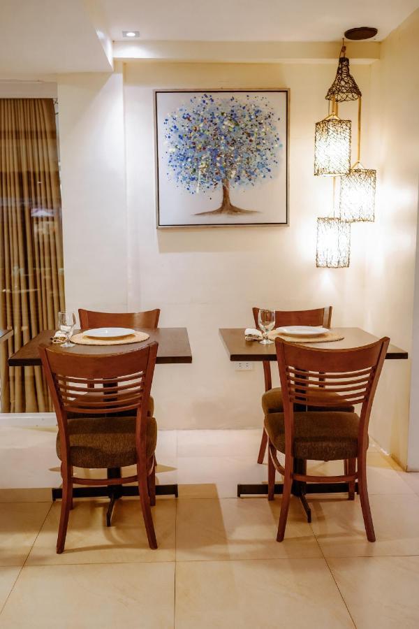 Emerald Boutique Hotel Legazpi Luaran gambar